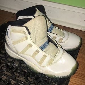 COLOMBIA 11 LEGEND BLUE RETRO 11 JORDAN BEATERS